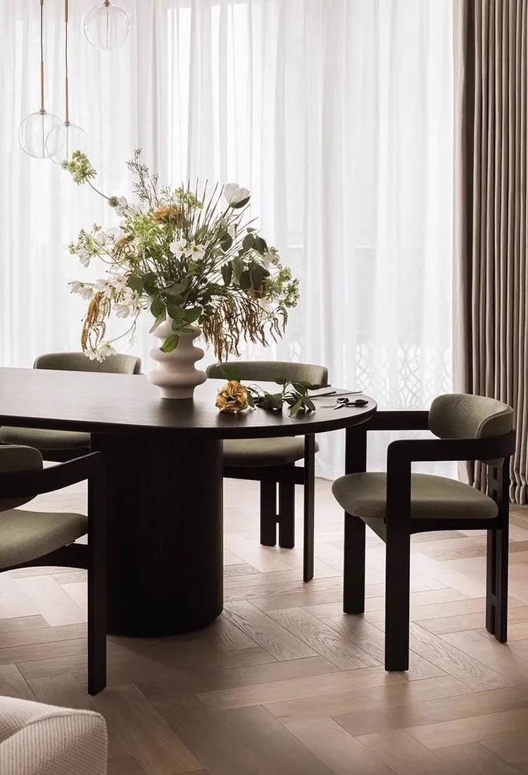 Hiro Dining Table - WizMarketplace | Elevate your space with a click away